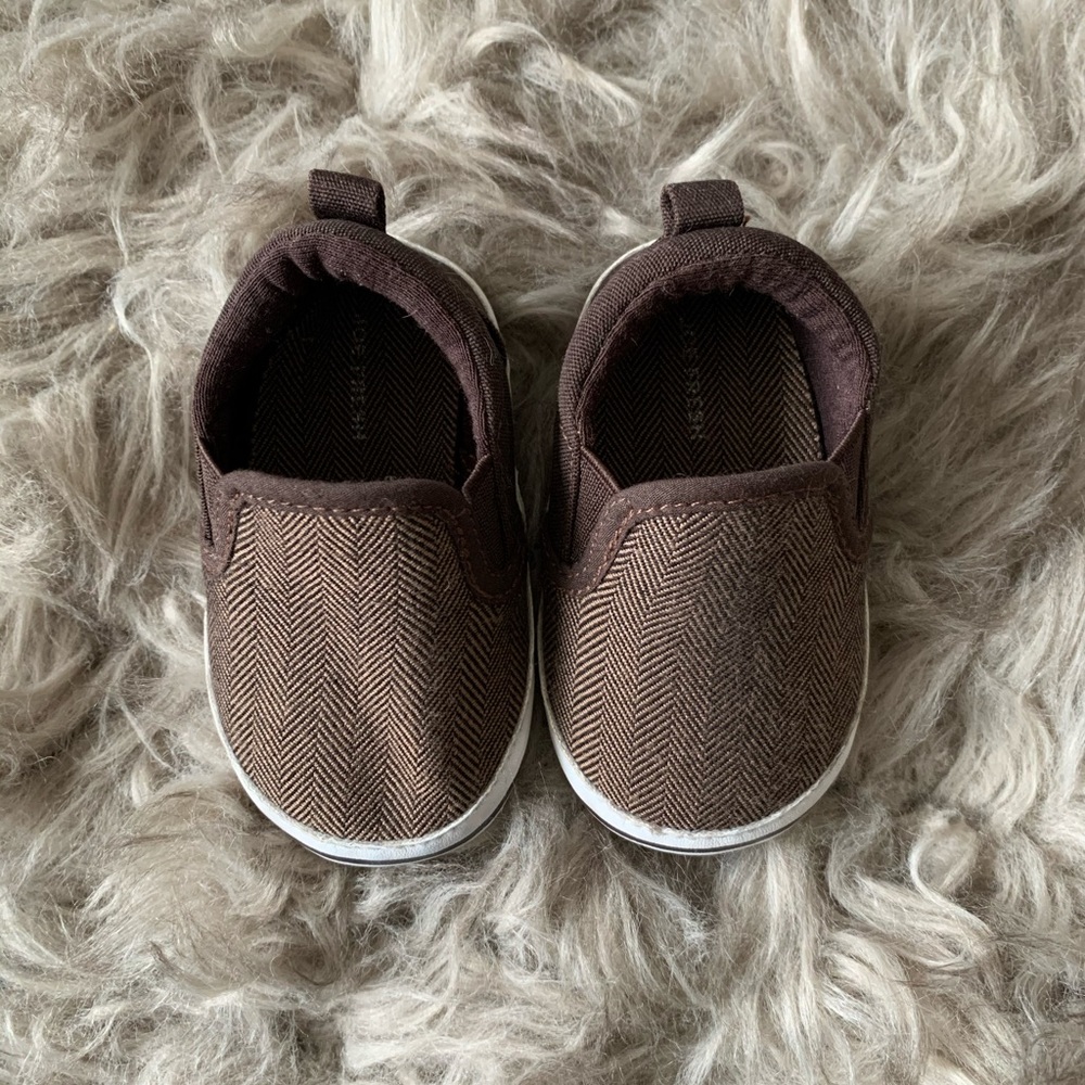 NEW Boys slip on
